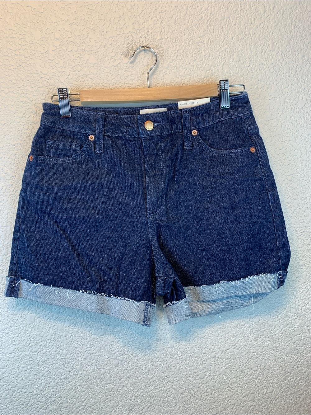 Universal thread vintage midi sz 4 NWT high waisted dark wash casual modest mom